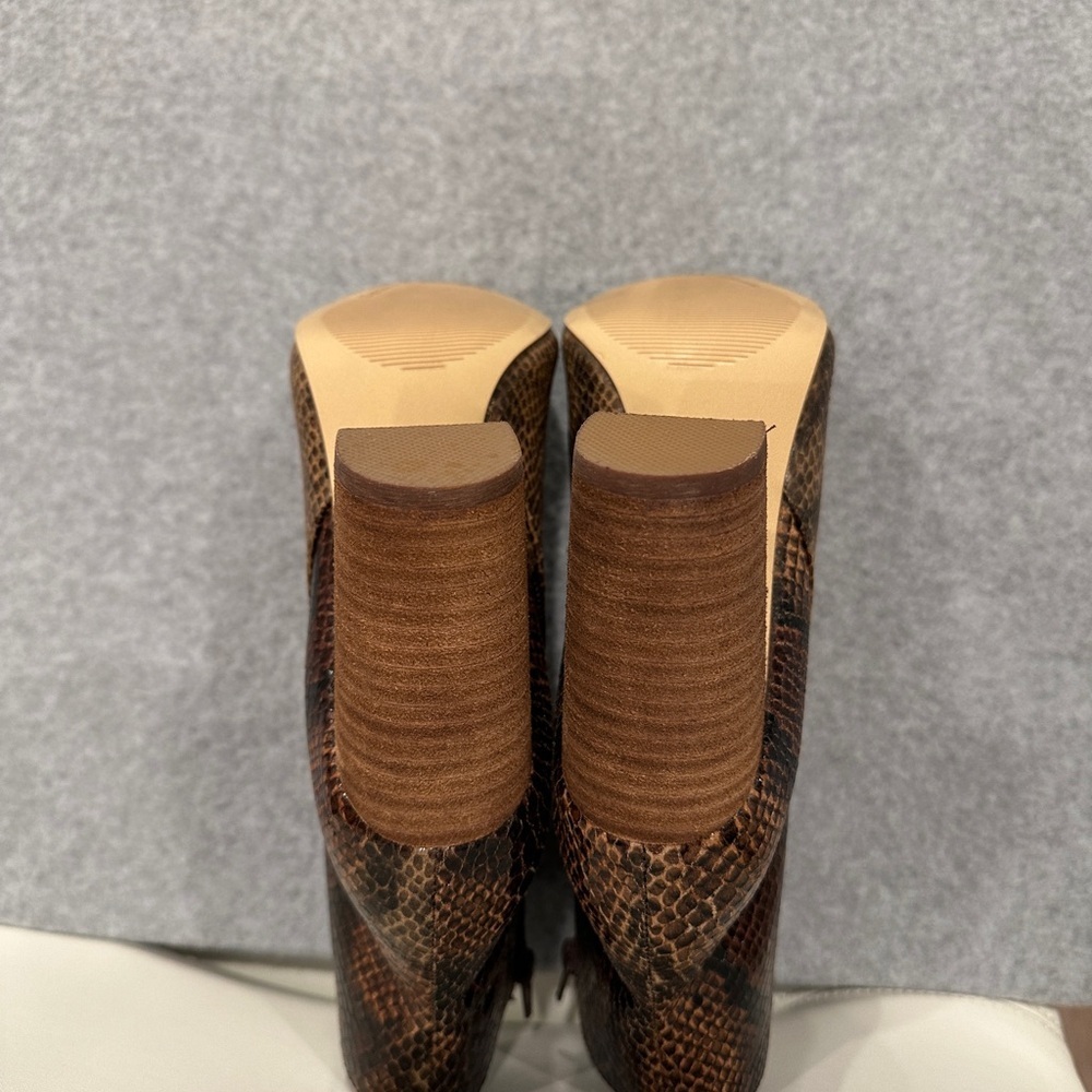 Zigi Soho Faux Snake Skin ankle boots - Picture 4 of 8